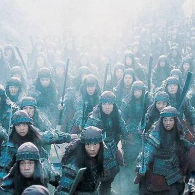 (三国演义重聚首完整版)演义三国叁：重返乱世英雄梦，领略权谋智斗与豪杰传奇