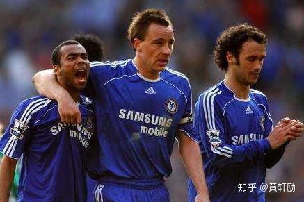 (雷纳索菲亚美术馆)雷索纳斯安菲娅配队：纪录片中的令人震撼的合作故事