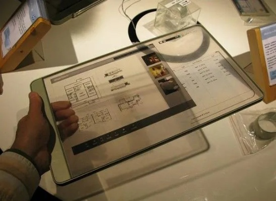 (透明平板怎么弄)真实体验：高科技透明平板电脑视频播放效果展示