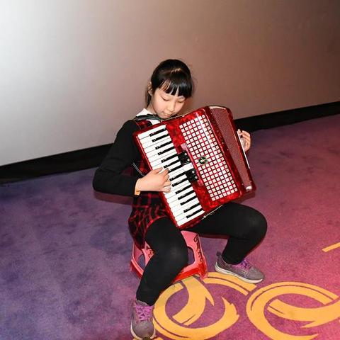 探索王权白魔法的奥秘:如何掌握这股神秘力量并运用于现实生活中 探索王权白魔法的奥秘:如何掌握这股神秘力量并运用于现实生活中