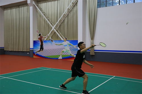 沃瑞尔羽毛球馆:现代化的设施与专业辅导融合,为羽毛球爱好者打造全方位的运动体验