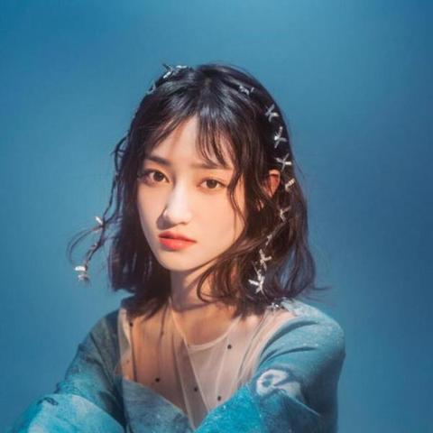 (梦醒少女2:梦与现实的交错)梦醒少女2: 真实与虚幻的交汇之路,时空穿梭的奇妙冒险